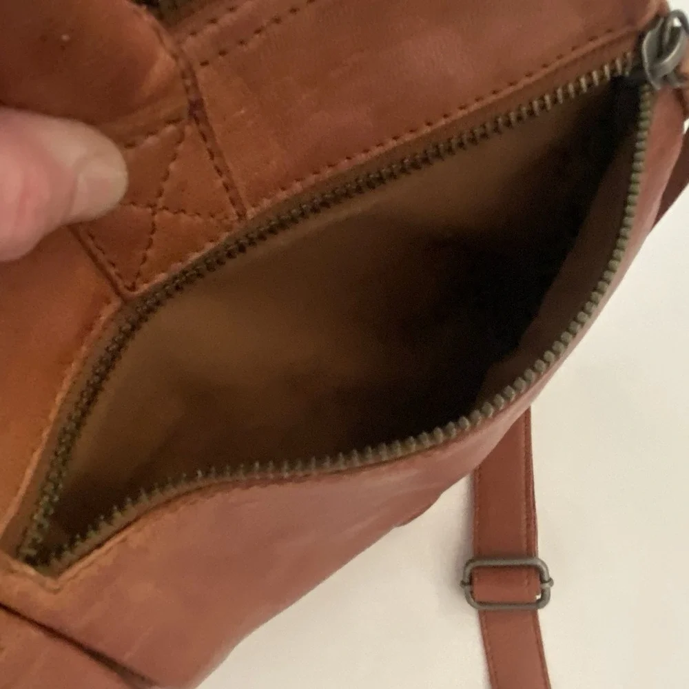 Carbon To Cobalt Leather Bag Laptop 15